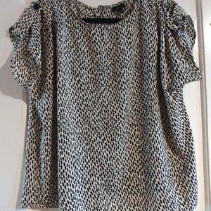 Who What Wear short sleeve blouse